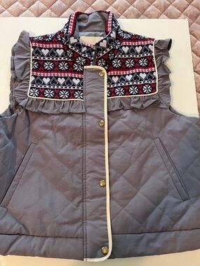 NWOT Quilted blue/Gray  Vest with Nordic heart Yoke M